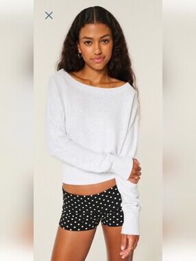 New Without tags. Never Worn Grey Hollister Banded Off The Shoulder Large